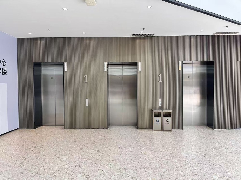 电梯厅1